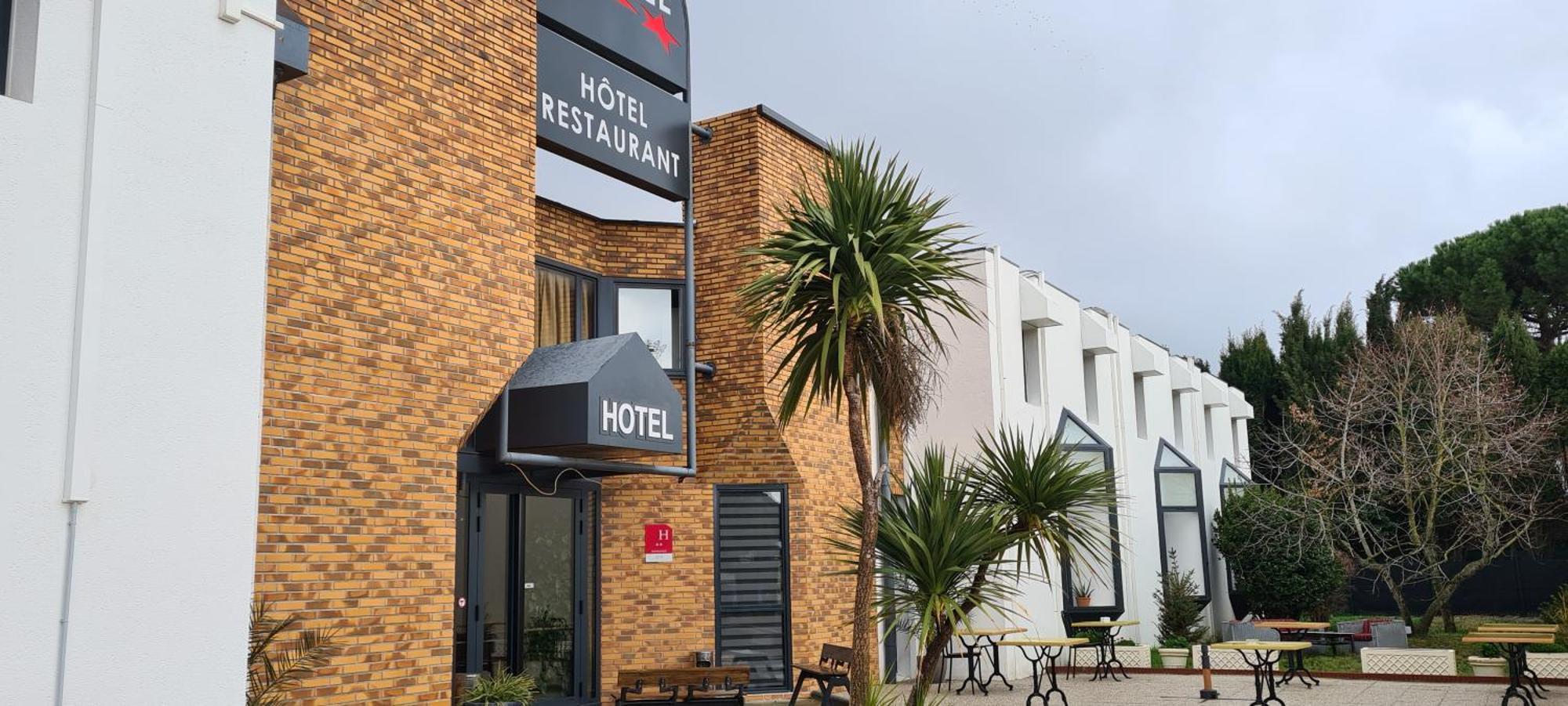 Hotel L'Etoile Aeroport - A61 Carcassone Exterior photo